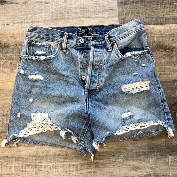 Abercrombie & Fitch Pants - Denim Short